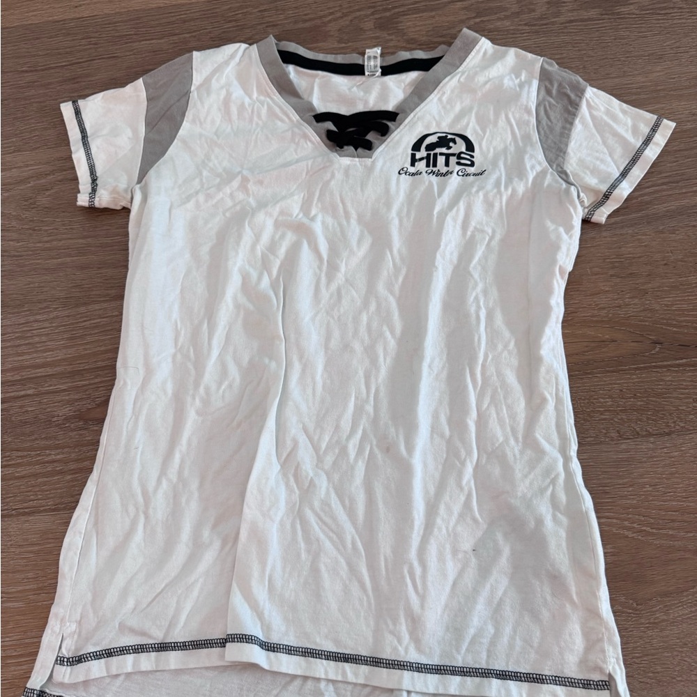 Hits Ocala short sleeve women’s live and tell